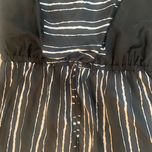 CATO BLACK WHITE STRIPED SLEEVELESS CINCHED WAIST DRESS 14/16W-EUC - Picture 5 of 9